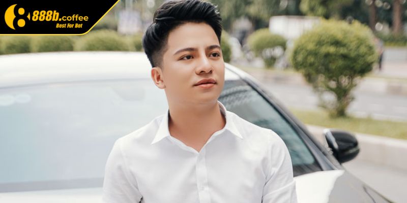 Tiểu sử CEO John Khương